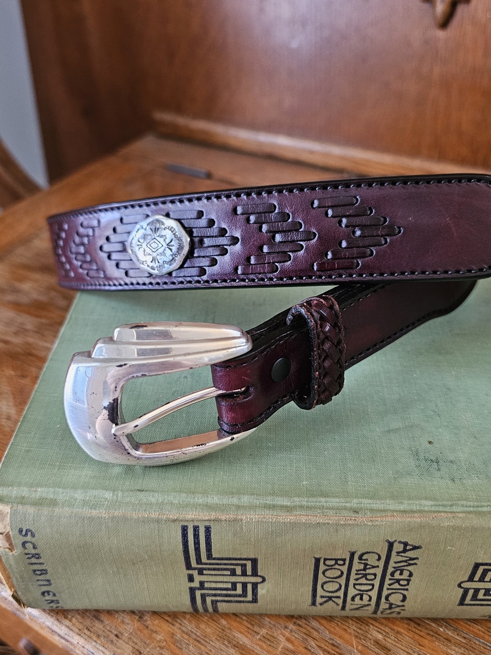 Wrangler Twenty X Brown Leather Western Belt Conchos Mexico Size 32